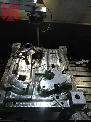 A02电动座椅侧板模具